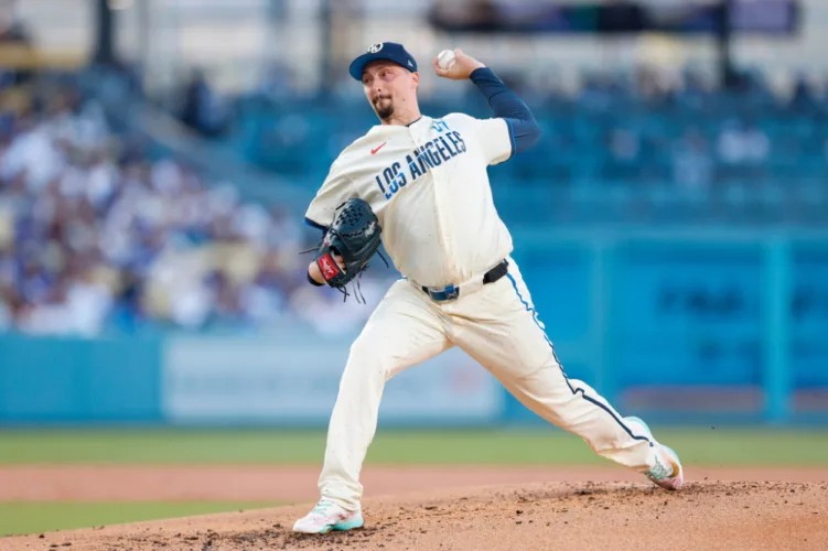 Snell returns for Dodgers after 3-month elbow injury layoff